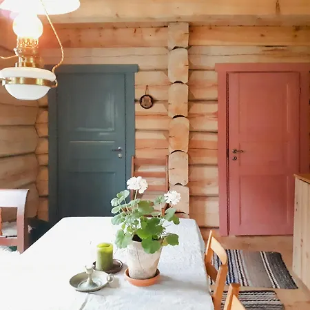Travel Back In Time In Charming Log Holiday home *
