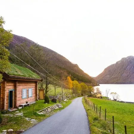 Travel Back In Time In Charming Log Holiday home