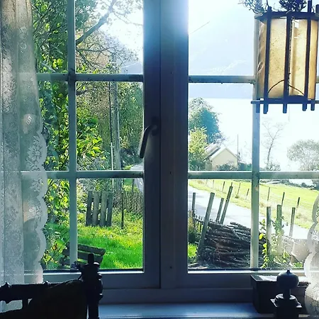 Travel Back In Time In Charming Log Holiday home *